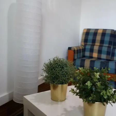 Apartment Tomarhousing *