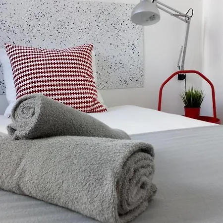 Apartment Tomarhousing *